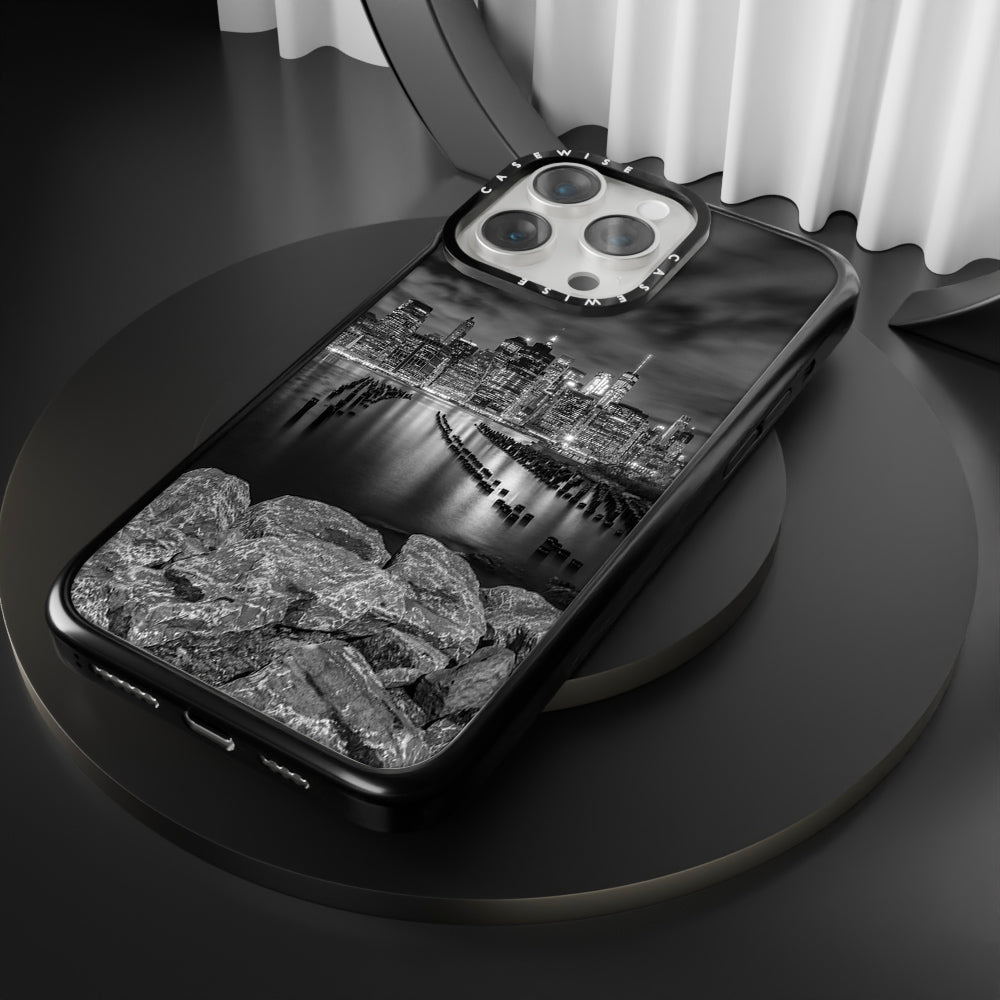 MANHATTAN SKYLINE Monochrome evening atmosphere in NYC - Etui