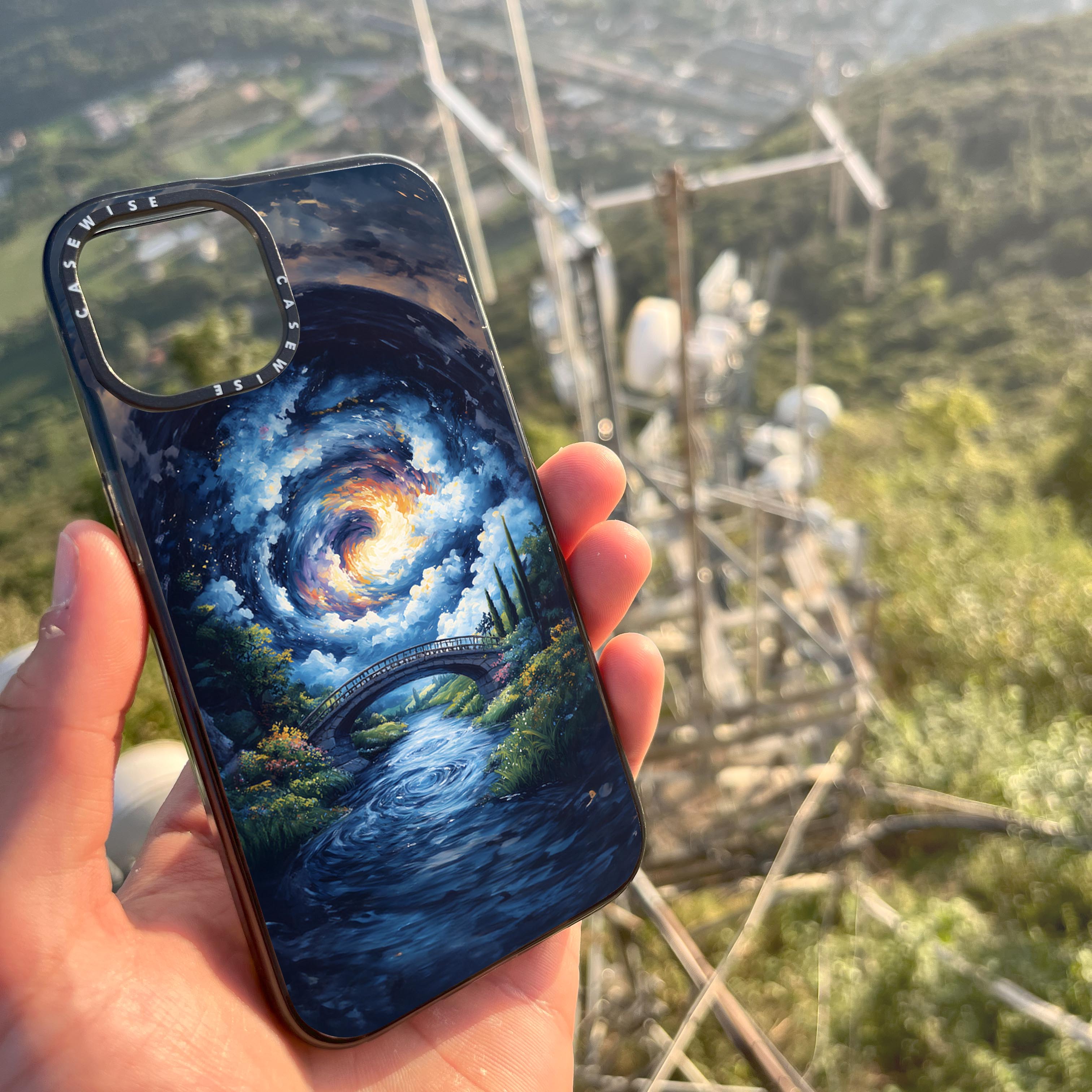 Cloudy Landscape - Etui