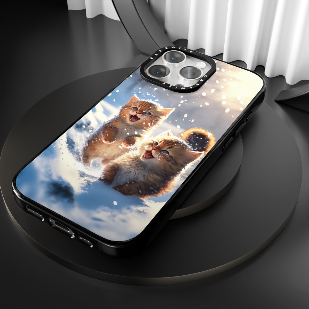 Cats playing in snow - Etui