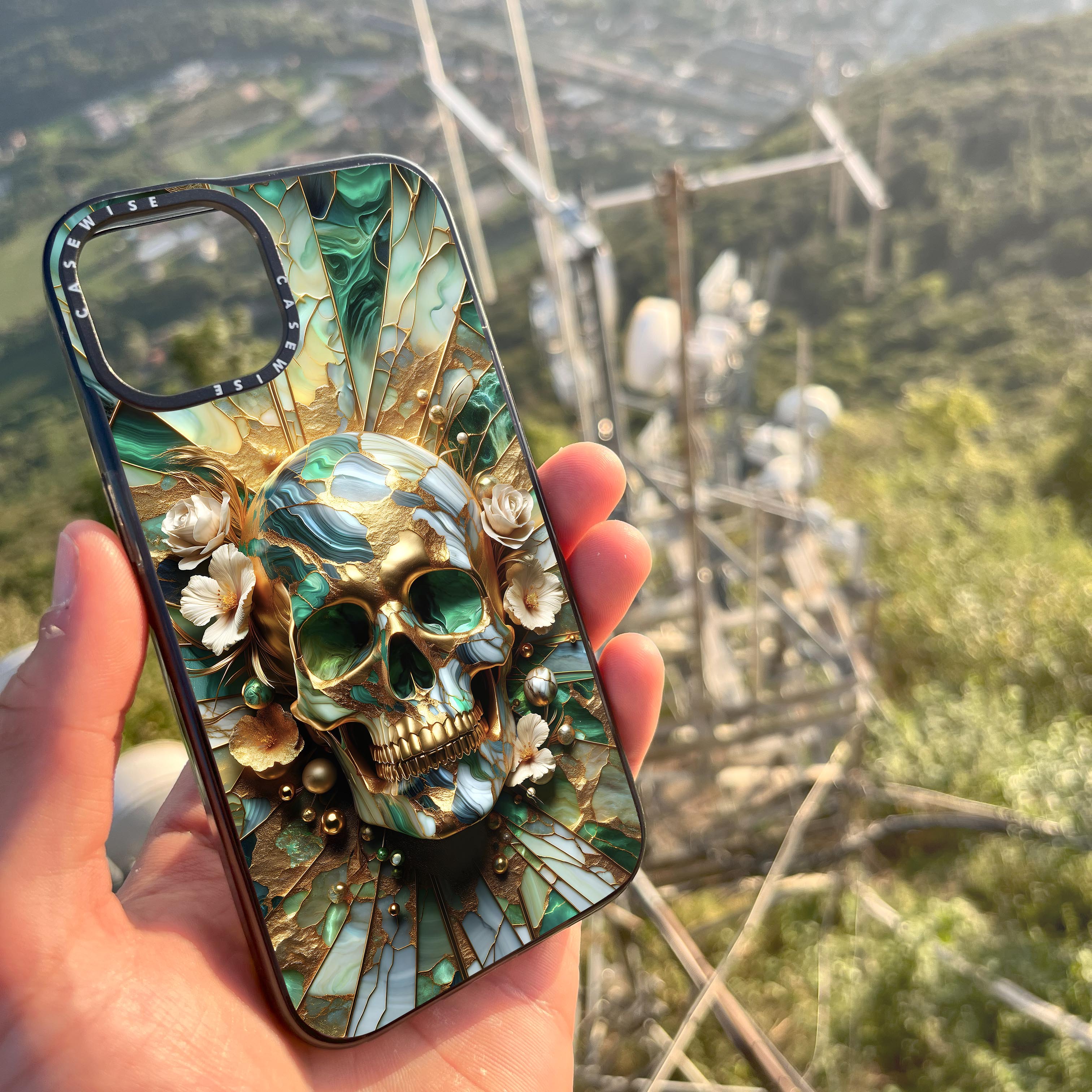 Abstract Floral Gold Skull - Etui