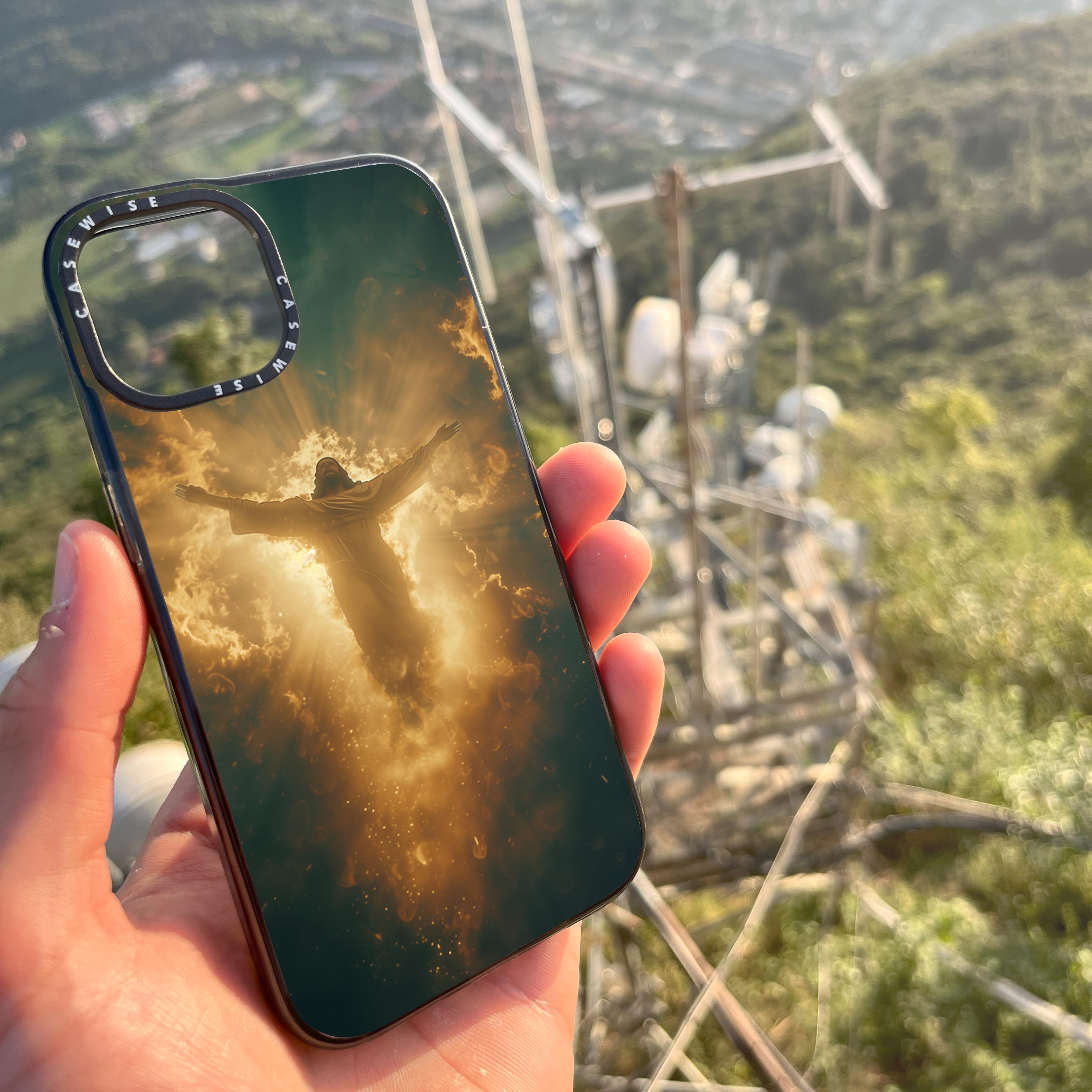 Jesus Christ Glowing in the Clouds - Etui