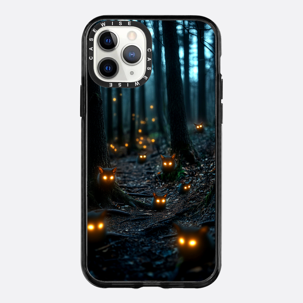 Dark Forest Glowing Eyes - Etui