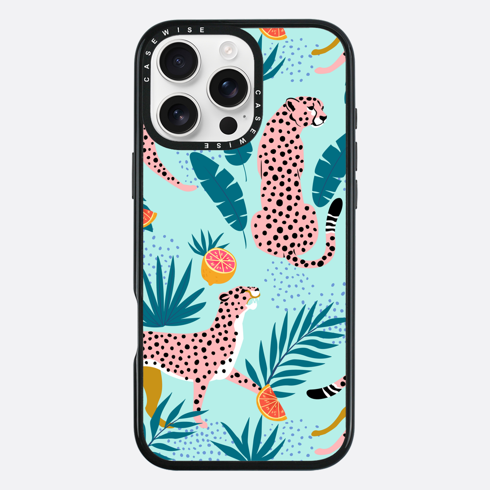 Cheetahs in the grapefruit grove