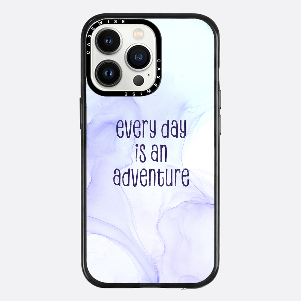 Every day is an adventure | floating colors - Etui