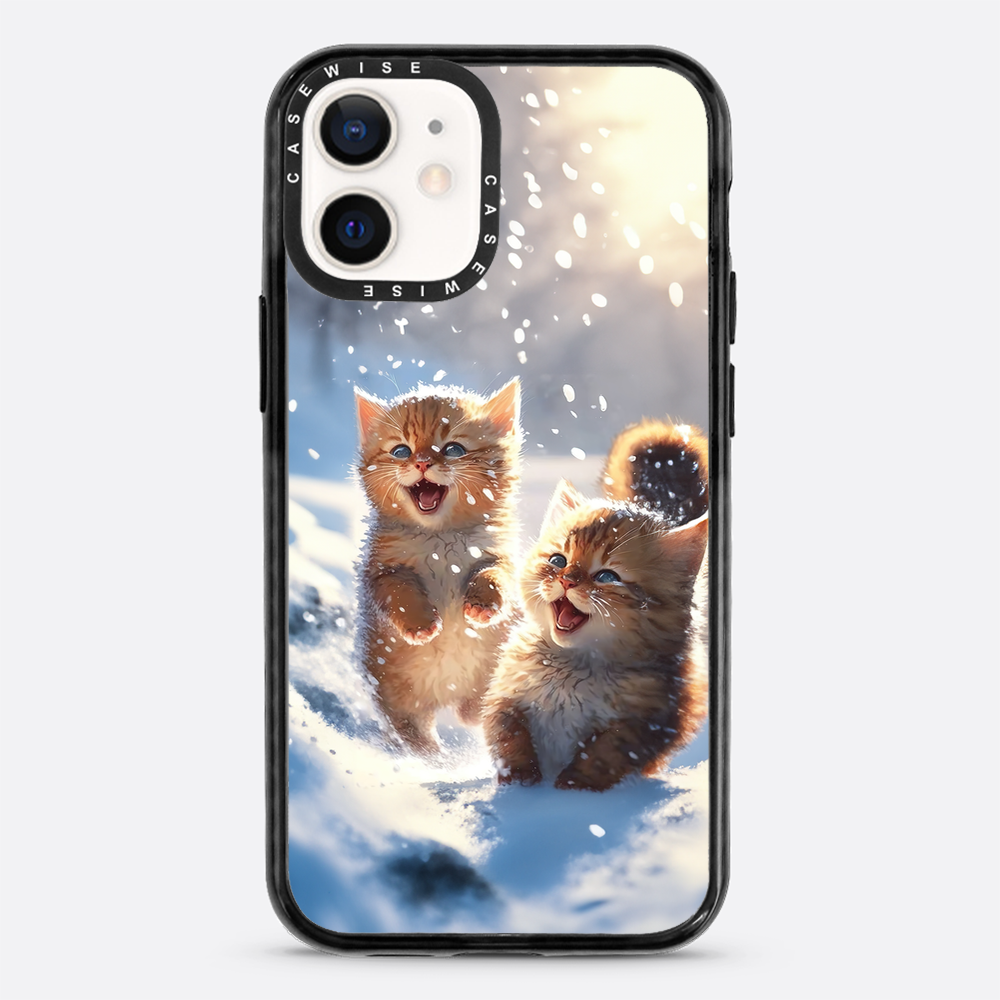 Cats playing in snow - Etui