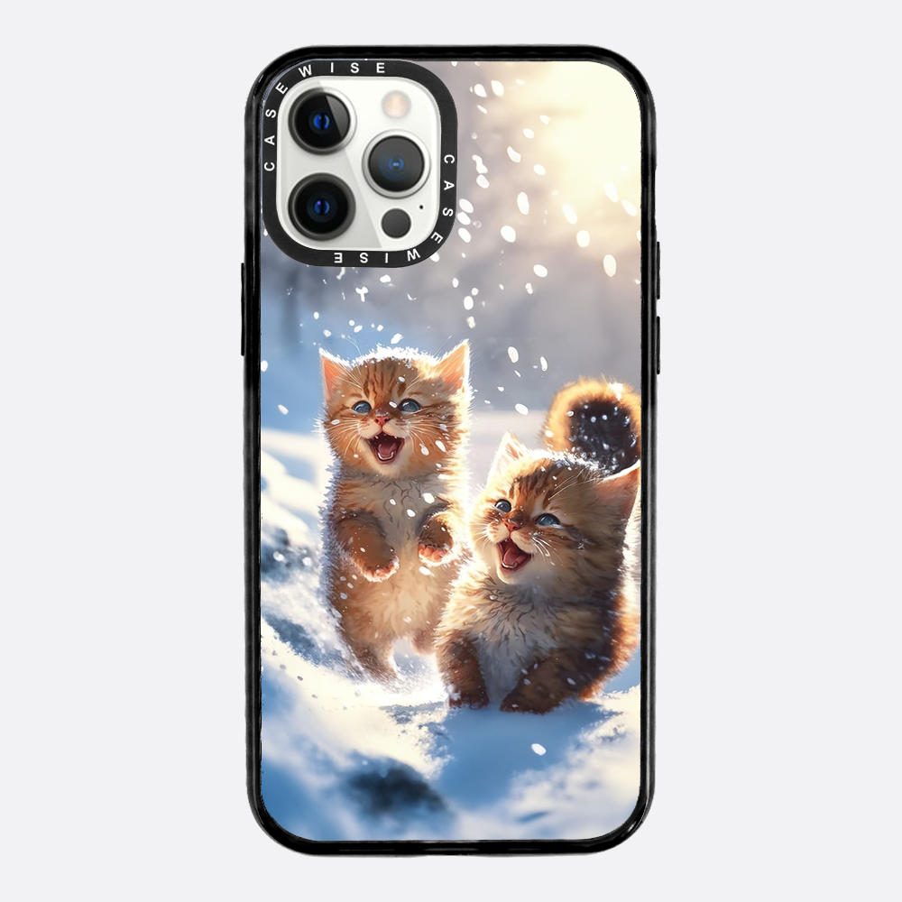 Cats playing in snow - Etui