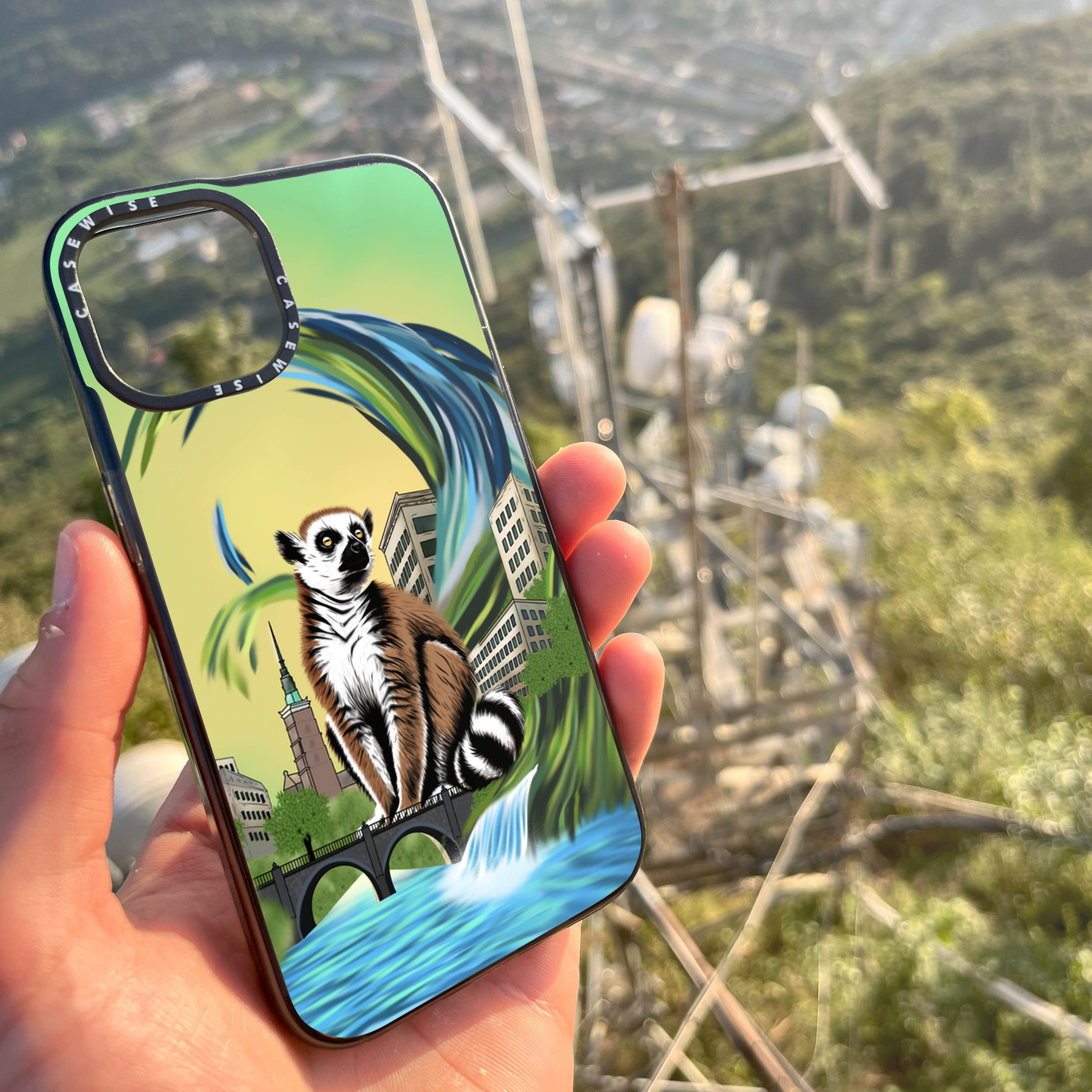 Lemur koroniasty w eko mieście - Etui